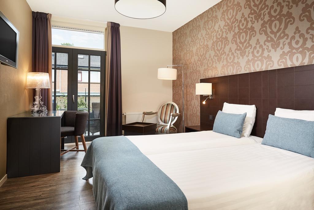 Romantik Badhotel Renesse Esterno foto
